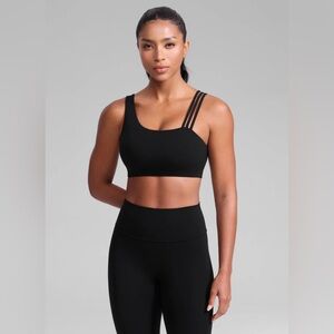 Butterlift® Asymmetric Straps Sports Bra